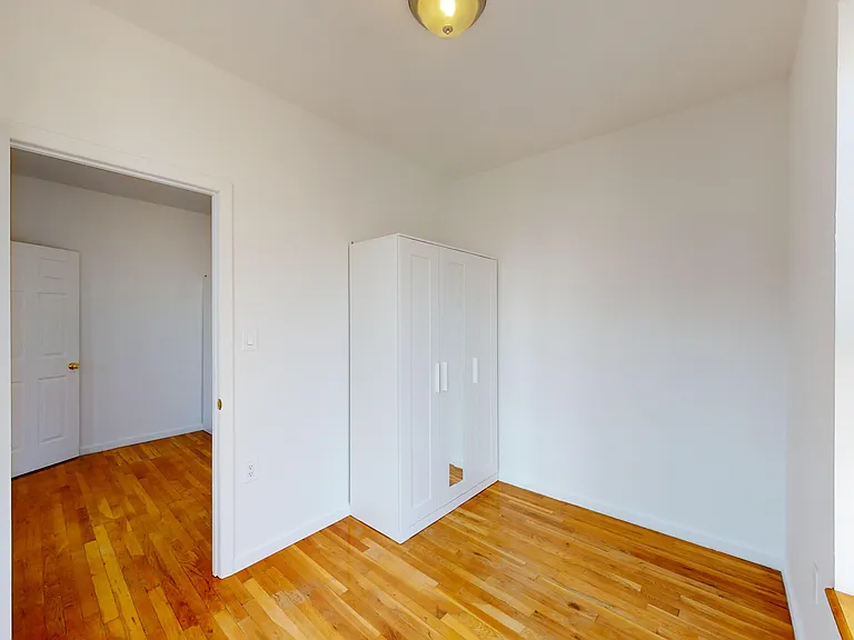 237 E 5th St #8 — Photo 9
