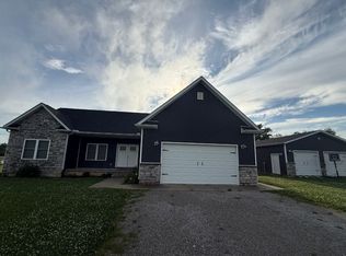 651 N Private Rd W #180, Sullivan, IN 47882