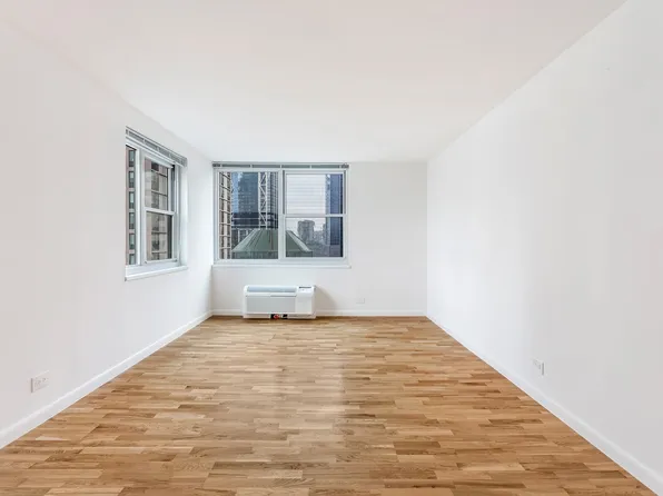 375 South End Avenue 31P image 3 of 16