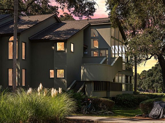 4th image of 4506 Park Lake Dr