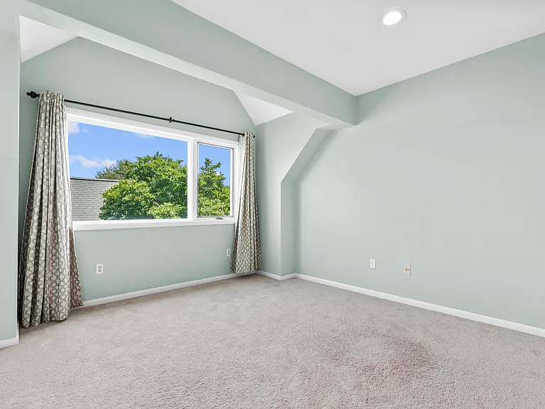 733 Popes Island Rd #733 — Photo 14