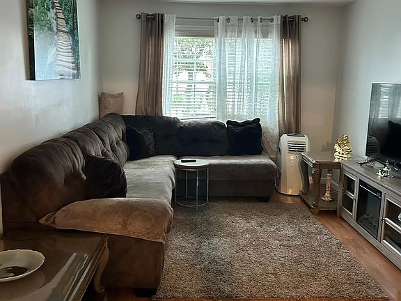 5th image of 507 Klondike Ave Floor 1