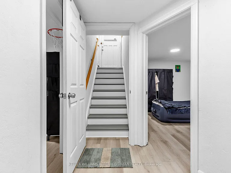73 Prince Charles Dr — Photo 30
