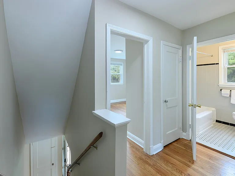 5618 Belleville Ave — Photo 15