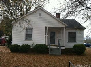 324 W Statesville Ave, Mooresville, NC 28115