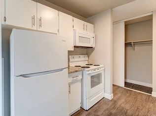 11615 28th Ave NW #306, Edmonton, AB T6J3Z8