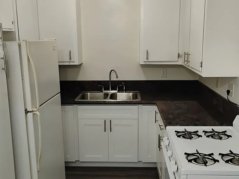 5311 Lexington Ave — Photo 12