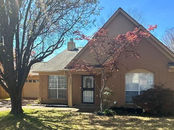 1259 Breezy Gate Dr, Cordova, TN 38018