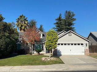 2181 Birch Ave, Clovis, CA 93611