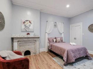 1527 Green St APT 2R, Philadelphia, PA 19130