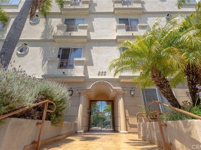 855 Wilcox Ave Unit 401, Los Angeles, CA, 90038