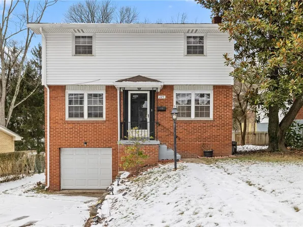 125 Legrande Dr, Pittsburgh, PA 15221