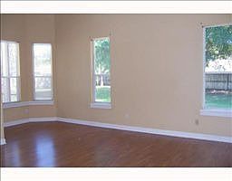 4th image of 1309 Vic Kay Ct