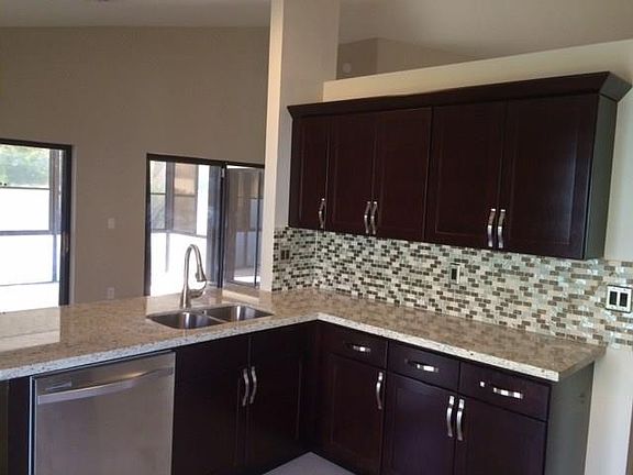 4th image of 127 N Executive Circle