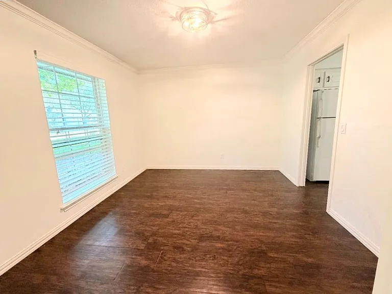 3433 Lynbrook Dr — Photo 9