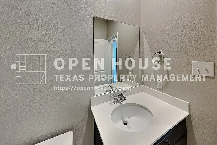 605 Stars Dr — Photo 16