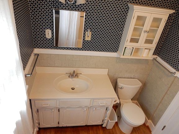5th image of 5916 Holmes St