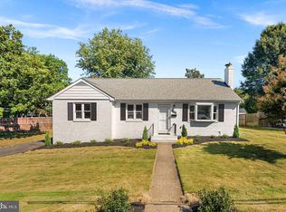 5931 1st St S, Arlington, VA 22204