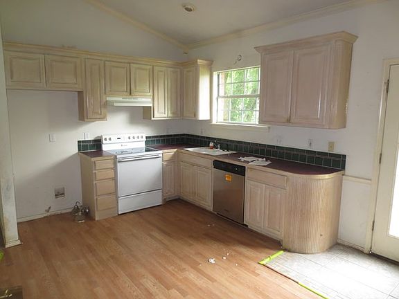 3rd image of 38176 E 161st St S