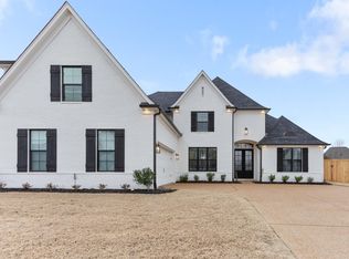 9717 Woodland Brook Ln, Cordova, TN 38018