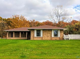 2221 Evergreen Dr, Defiance, OH 43512