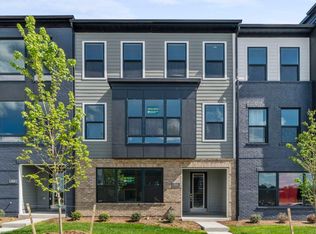 304 Summit Point Blvd, Bowie, MD 20716