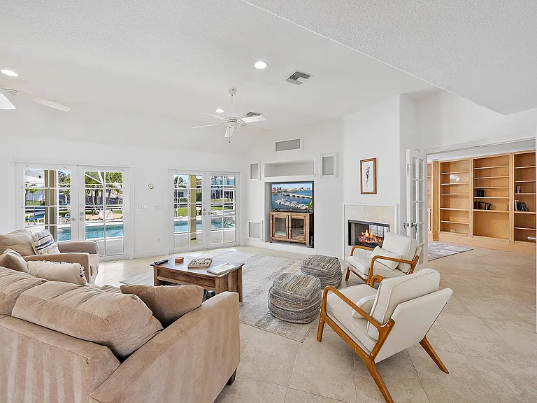 8538 SE Coconut St — Photo 19