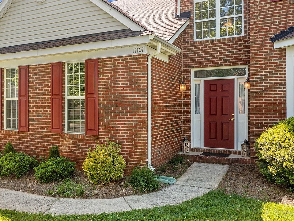 11101 Damson Plum Ln, Charlotte, NC 28215 Zillow