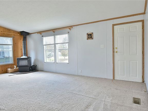 5th image of 191 Sunrise Ln
