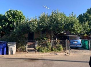 466 1st St, Lindsay, CA 93247