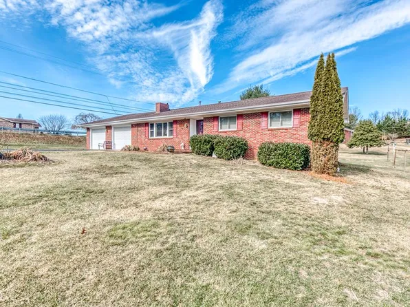 901 Morningside Dr NE, Abingdon, VA 24210