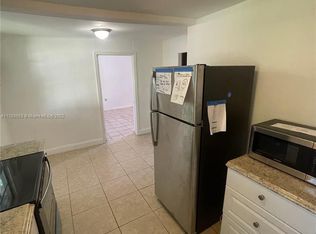 453 SW 19th Rd, Miami, FL 33129