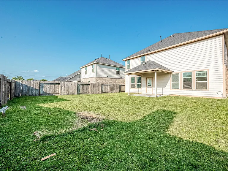 223 Sintra Lake Way — Photo 34
