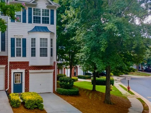 2235 Dillard Xing, Tucker, GA 30084