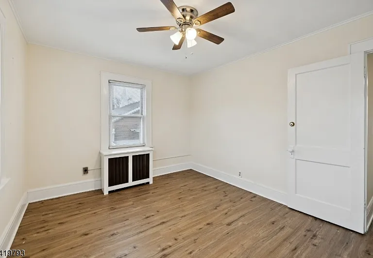 289 Hilton Ave — Photo 24