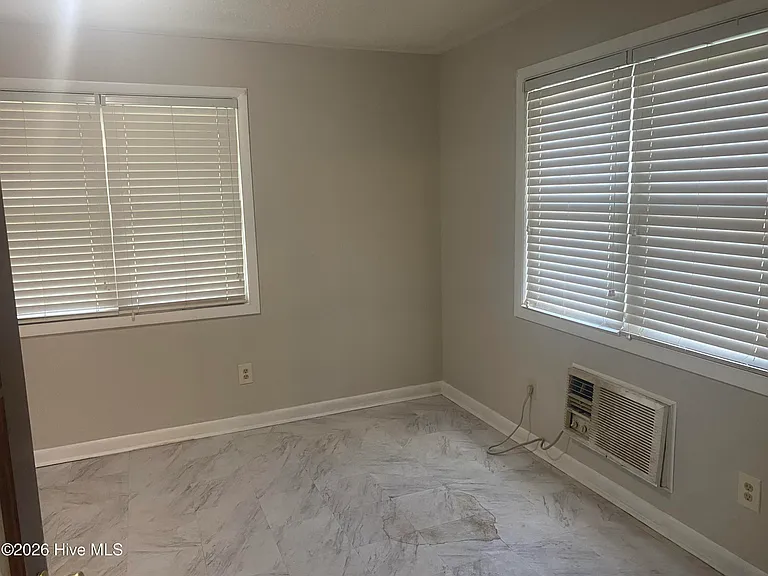 2815 Nighthawk Dr — Photo 11