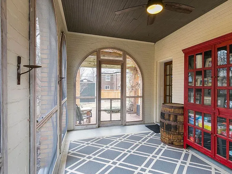 7446 Byron Pl — Photo 22
