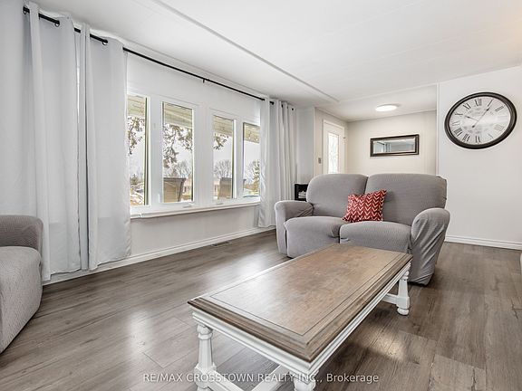 5th image of 3 Fairbirch Ct