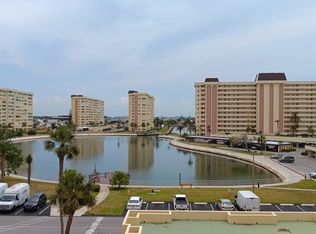 4575 Cove Cir, Saint Petersburg, FL 33708