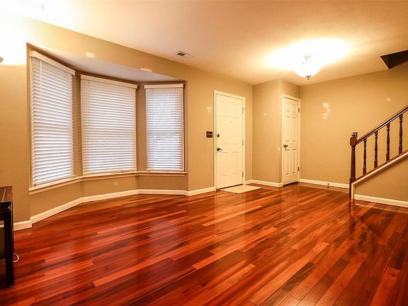4th image of 2537 Grayford Walk