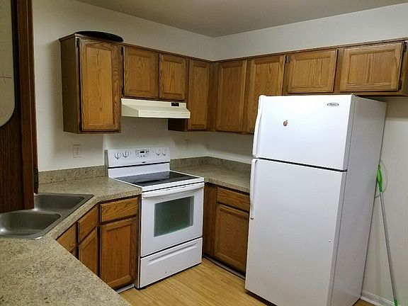 3rd image of 231 Gentlebrook Rd