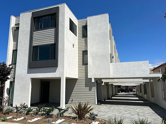 2nd image of 4474 Montalvo St