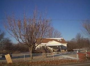 331 Calumet Ln, Dayton, OH 45417