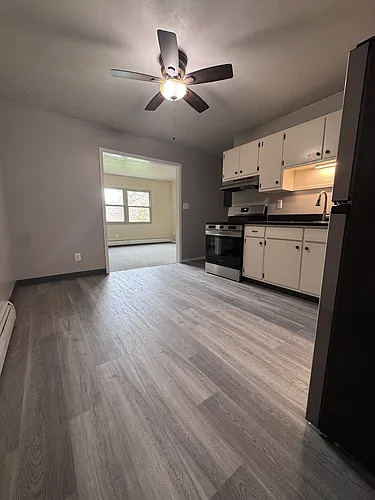 400 Riverside Dr Photo 1