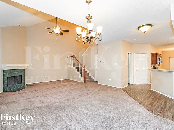 5th image of 2132 Montclair Ln