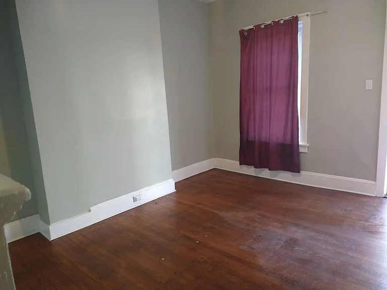 837 Genesee St — Photo 19