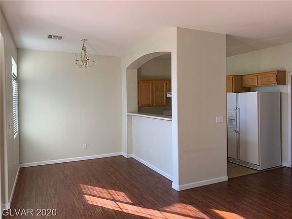 4th image of 1144 Dusty Creek St