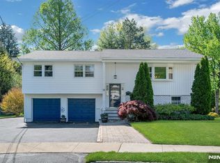 10 Ronald Ter #2017, Springfield, NJ 07081