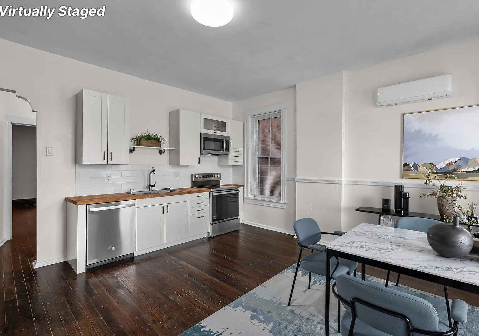 2042-2044 Russell Blvd — Photo 2