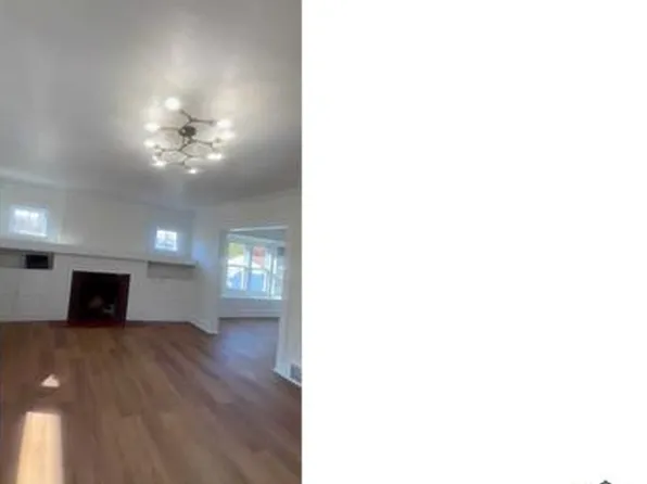 1050 Greyton Rd, Cleveland Heights, OH 44112